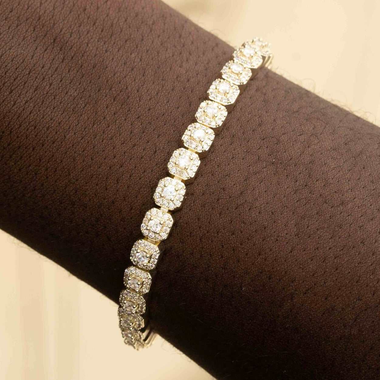 MICRO CLUSTERED TENNIS BRACELET